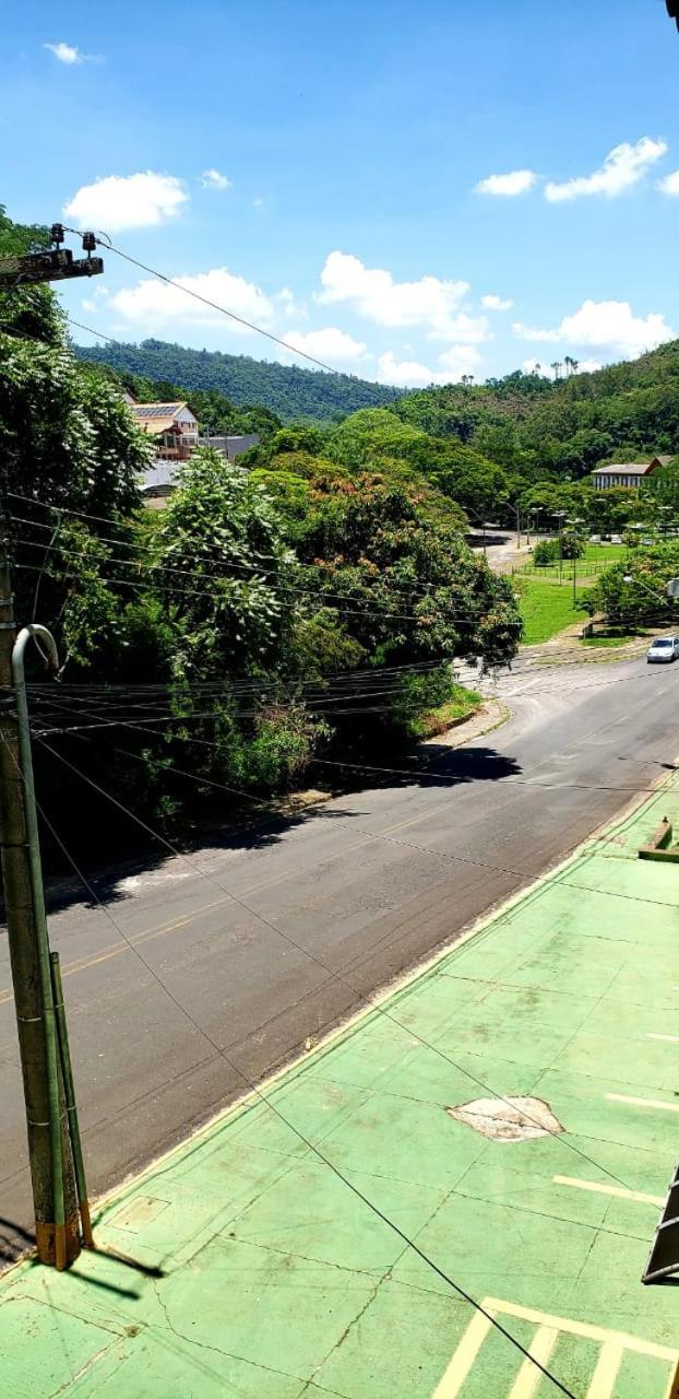 Local Privilegiado Em Aguas ! Aguas de Lindoia Luaran gambar